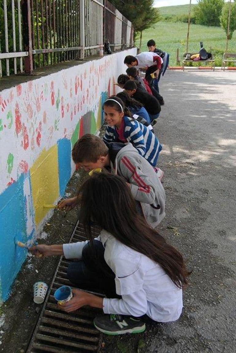 Yarına umut olmak için Samsunda çocuk sanat festivali