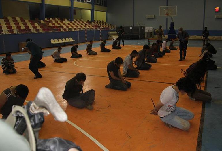 Nusaybinde 26 terörist teslim oldu