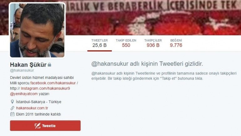 Hakan Şükür Twitter hesabını gizledi