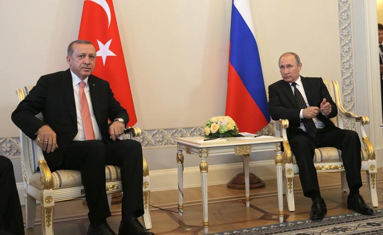 Cumhurbaşkanı Erdoğan ile Putin arasında tarihi görüşme