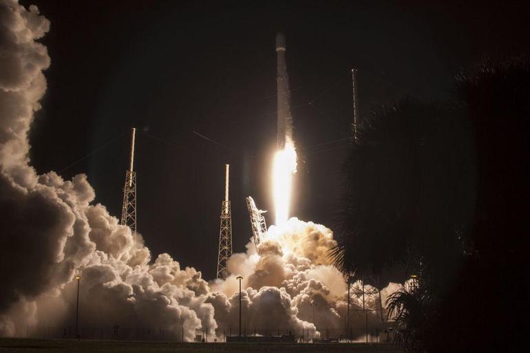 SpaceX’in uzaya iniş ve çıkış görüntüleri anbean yayınlandı