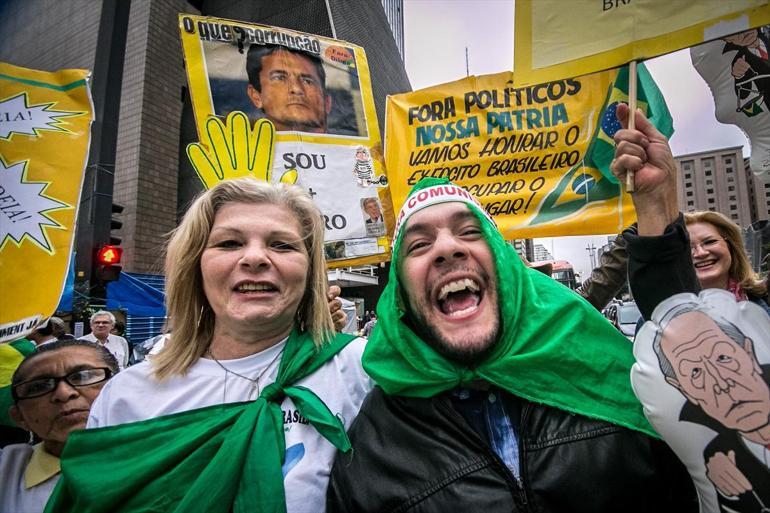 Yolsuzluk skandalı Dilma Rousseffi bitirdi
