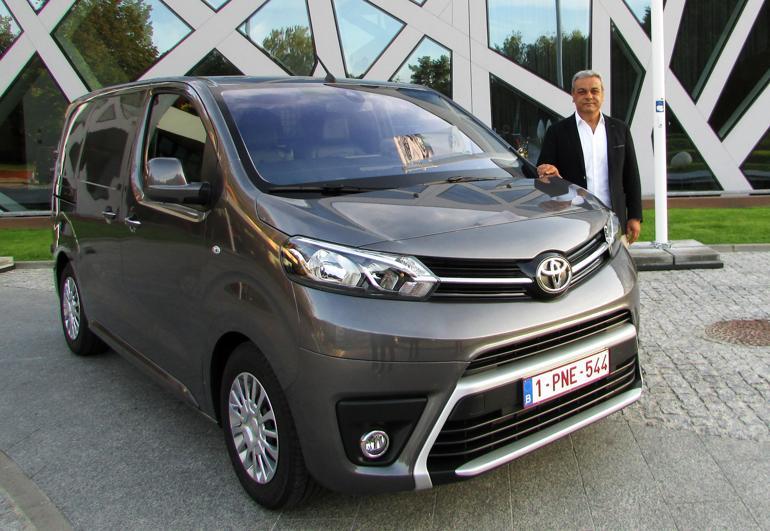 Toyota  Proace ile ticarileşiyor