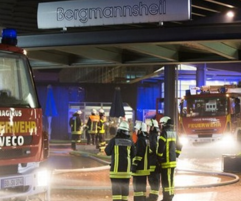 Almanyada hastanede yangın: 2 kişi öldü