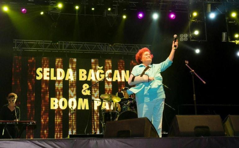 Selda Bağcan konser turuna çıkıyor