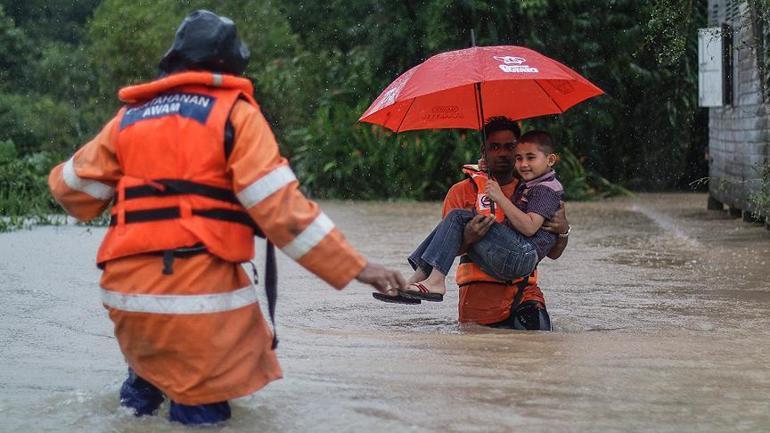 Malezyada sel nedeniyle 19 bin kişi tahliye edildi