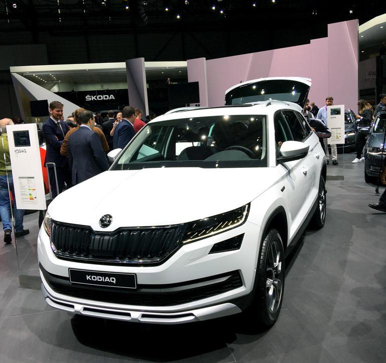 Skoda Cenevrede merakları giderdi