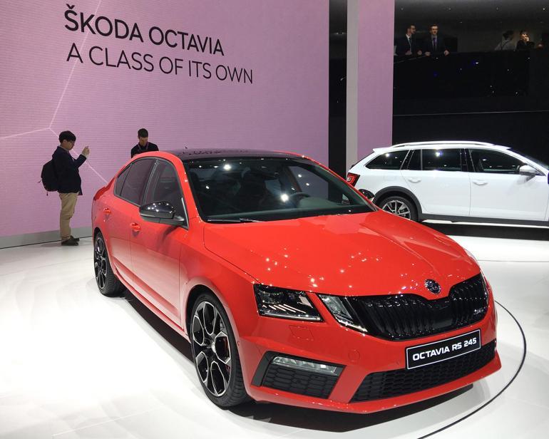 Skoda Cenevrede merakları giderdi