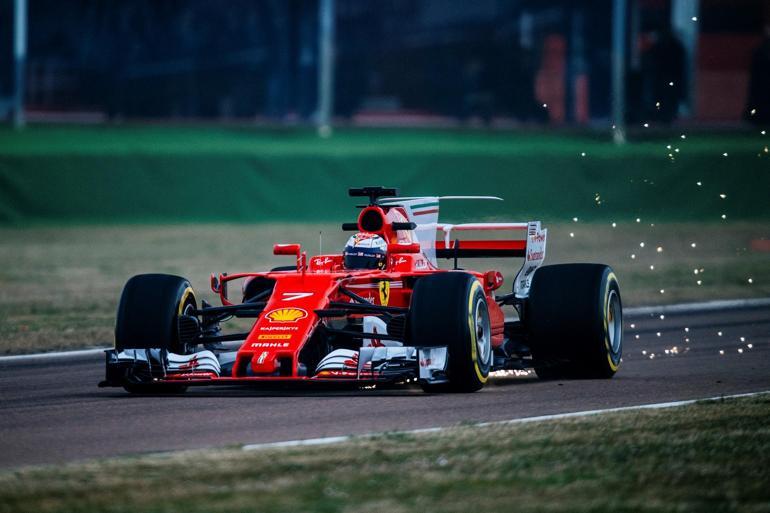 Ferrarinin yeni yarış canavarı