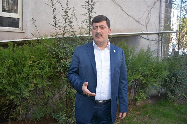 AK Partiden Diyarbakırda Her Evet Şeyh Saite fatiha pankartı açıklaması