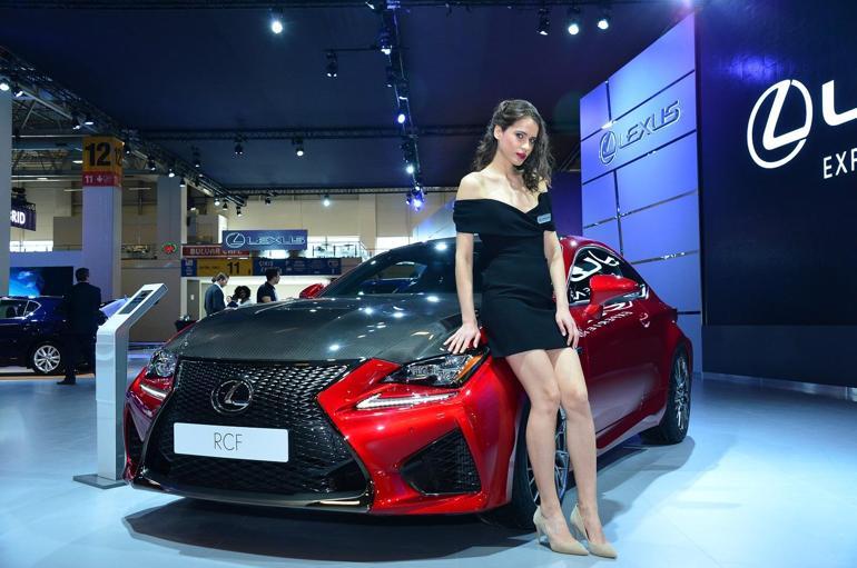 Lexus İstanbul Autoshowa uzay aracıyla katıldı