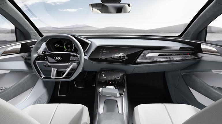 Audi tek şarjla 500 km gidiyor