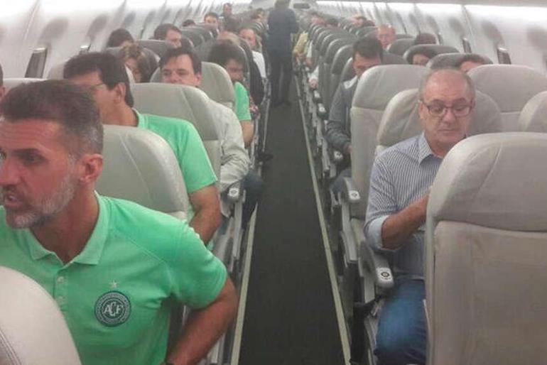 Kazadan sağ kurtulan Chapecoenseliler uçağın düştüğü Kolombiyada