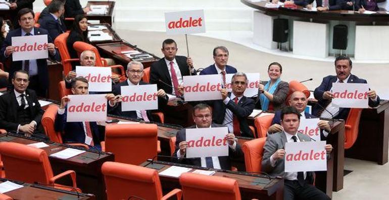 Mecliste Adalet Yürüyüşü gerginliği