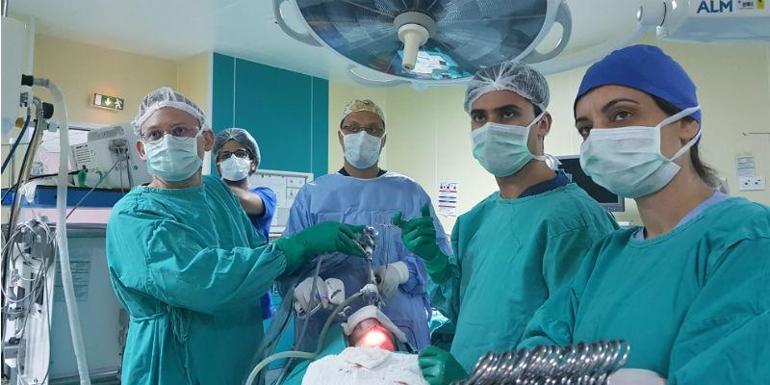 Türkiye’de ilk izsiz paratiroid ameliyatı yapıldı