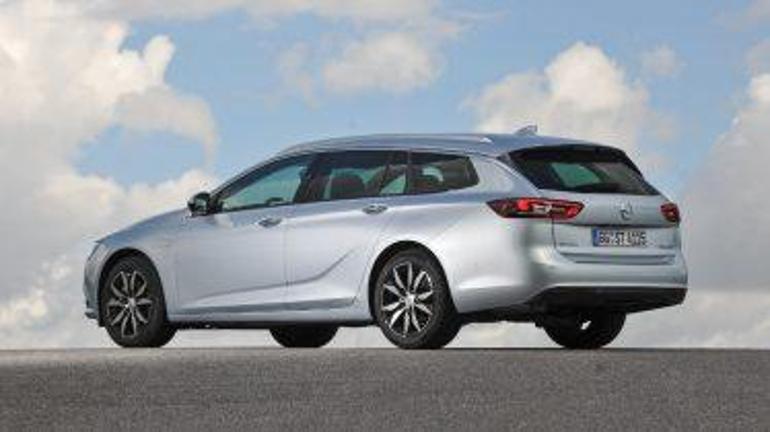 Yeni Opel Insignianın satış raporu geldi