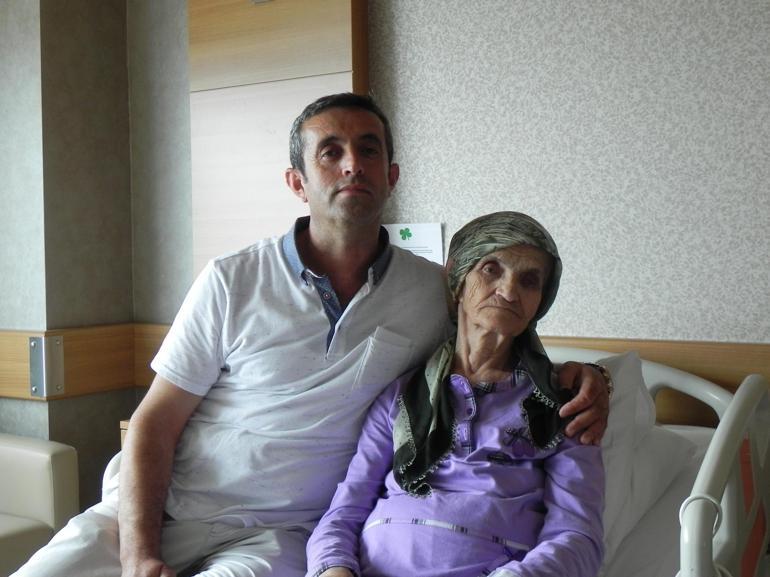 80 yaşındaki anne oğluna böbreğini verdi