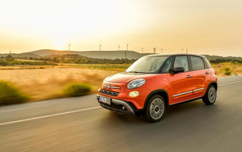 Yeni Fiat 500L SUVa dönüşüp geldi