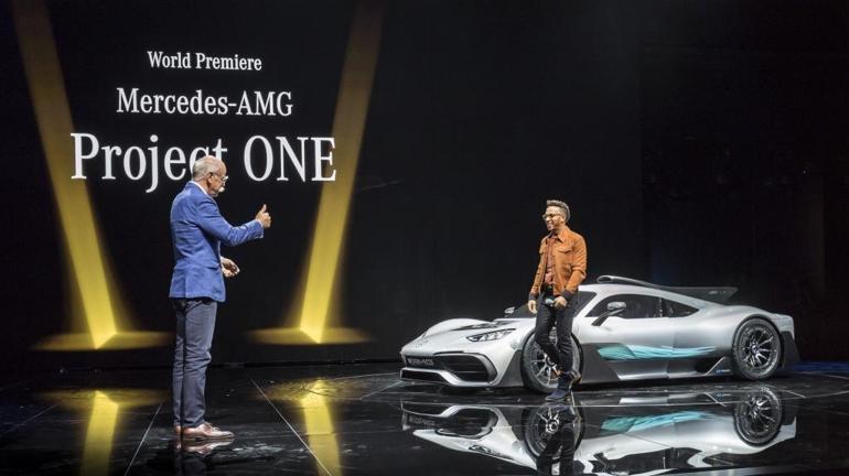 Mercedes geleceğin otomobillerini Frankfurtta tanıtıyor