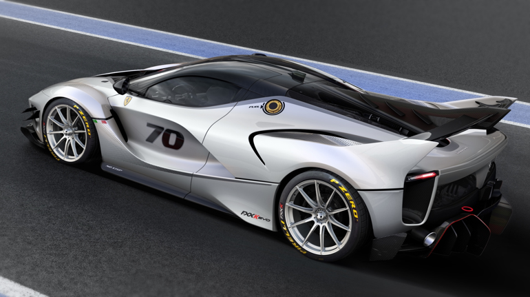 Ferrariden sürpriz model Evo