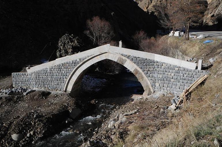 Tuncelideki Selçuklu dönemi köprüsünün restorasyonu yargıda