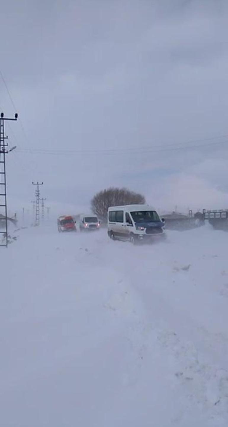 Karne dağıtımından dönen öğretmenler tipide mahsur kaldı