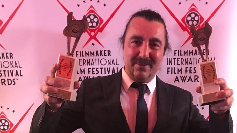 Usta oyuncu Turan Özdemire Londradan En iyi yardımcı erkek oyuncu ödülü