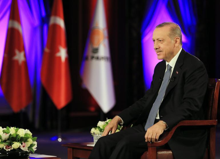 Cumhurbaşkanı Erdoğan TRTde konuştu: Atatürk Havalimanı Millet Bahçesi olacak