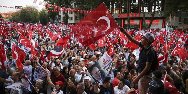 Ankarada konuşan Muharrem İnceden broşür tepkisi