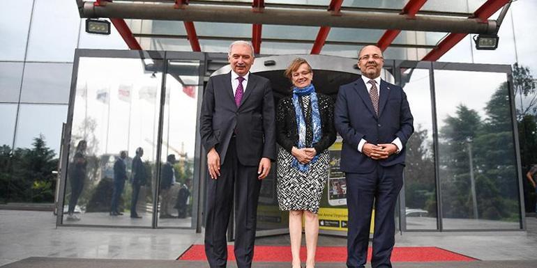 Mevlüt Uysal açıkladı: İstanbullulara yeni metro hattı müjdesi