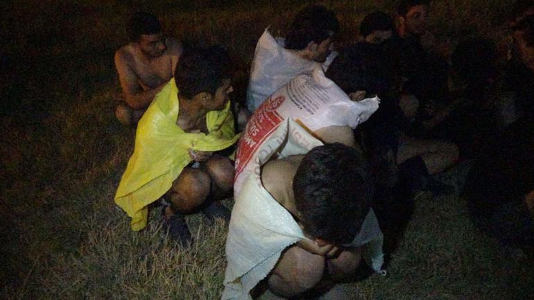 Şok iddia: Yunan polisi göçmenleri yarı çıplak Türkiyeye gönderdi