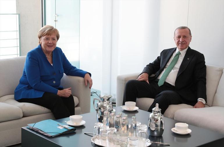Cumhurbaşkanı Erdoğan Almanyada konuştu: Can Dündar bir ajandır