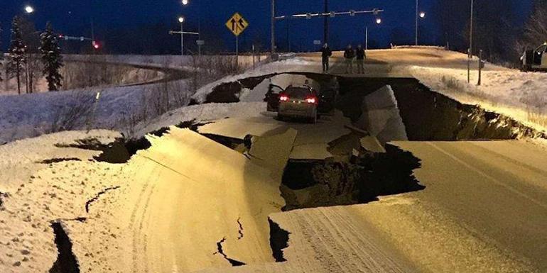 Alaskada 7 büyüklüğünde deprem