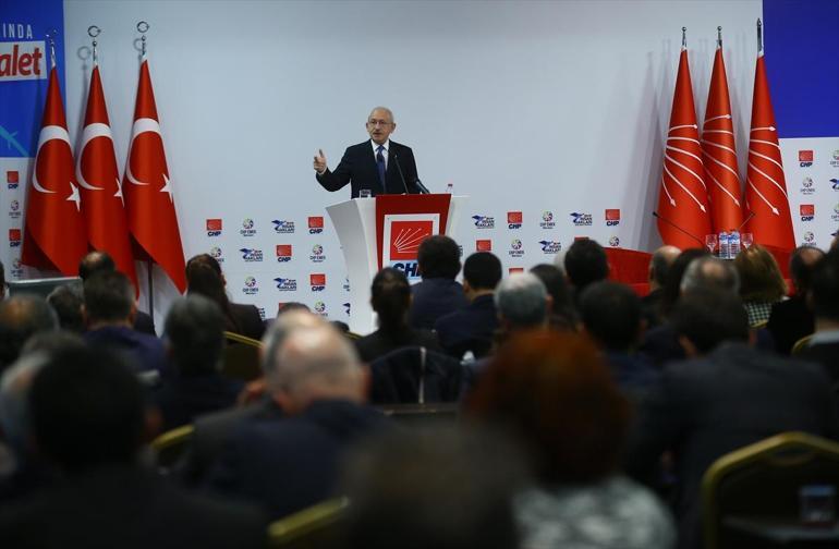 Kılıçdaroğlu, CHPnin İnsan Haklarında Eşitlik ve Adalet Çalıştayında konuşuyor
