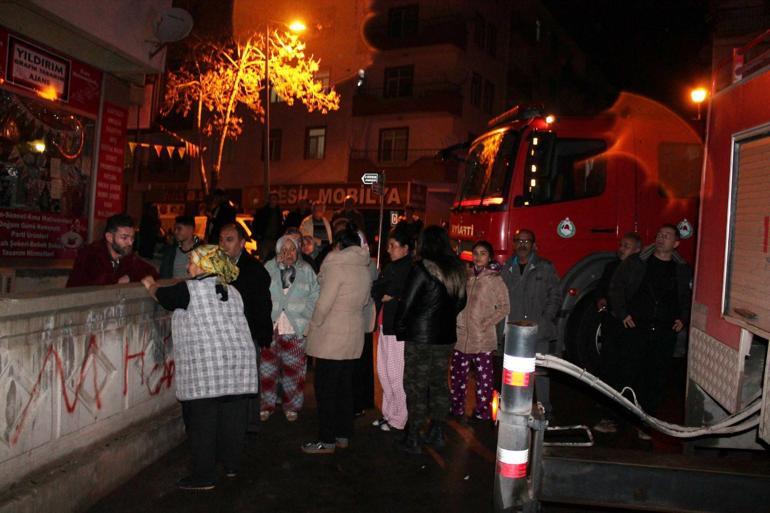 Aksaray’da korkutan yangın: 32 kişi mahsur kaldı