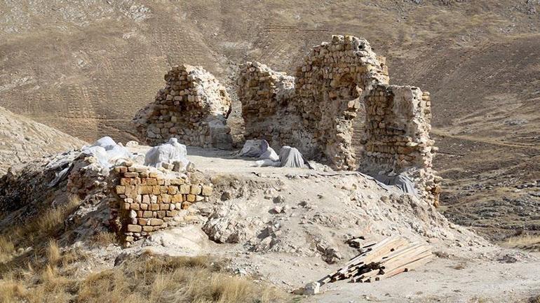 Bayburt Kalesinin tarihine ilişkin yeni bulgular elde edildi