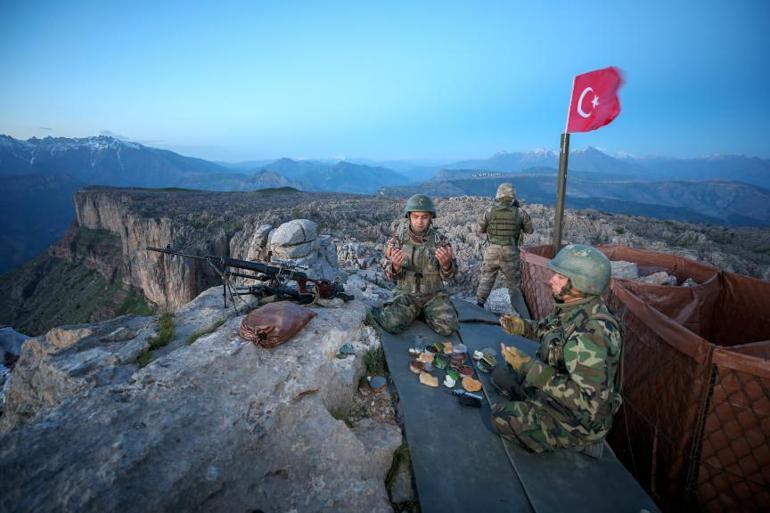 Bahçeli anlatmıştı... Akarın odasında görüntülendi