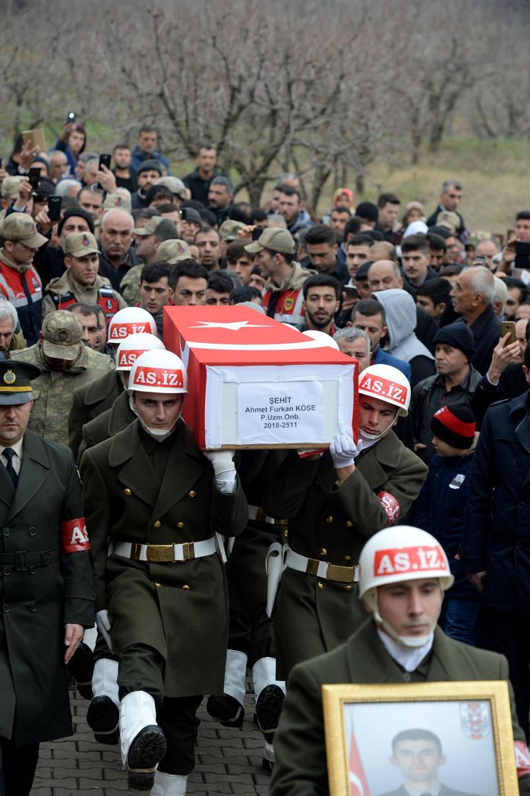 Nizip, şehidini uğurladı