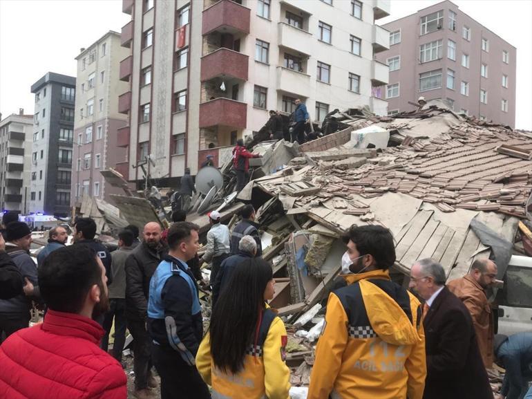 İstanbulda bina çöktü: Ölü ve yaralılar var