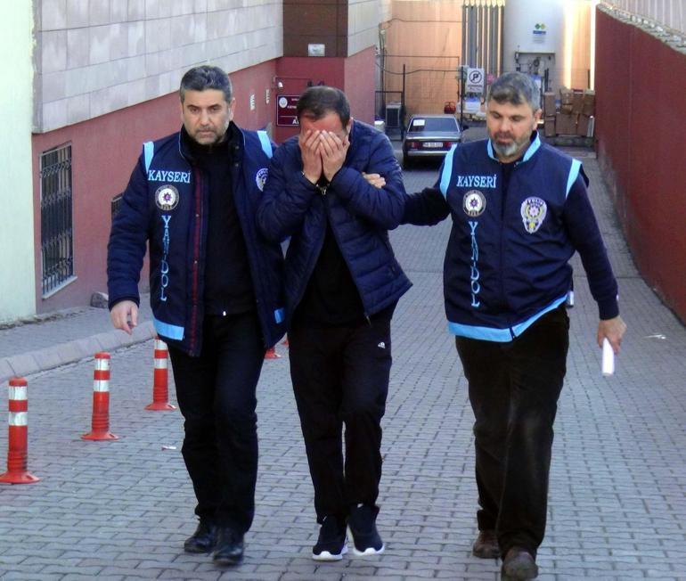 Kendilerini polis olarak tanıtıp, bilezik çaldılar