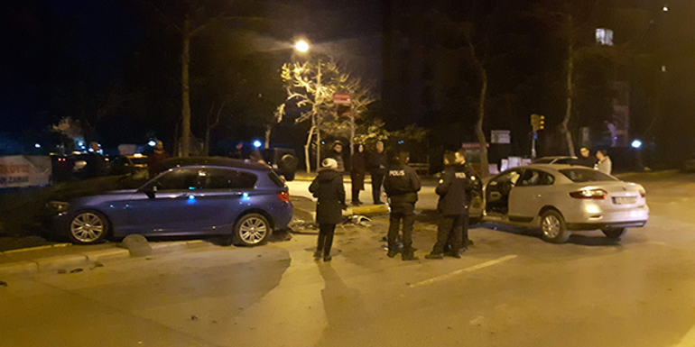 Bakırköyde trafik kazası: 2 yaralı