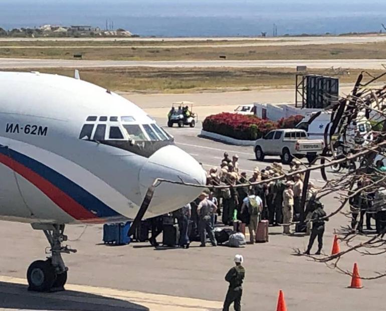 Rusyanın Venezuelaya askeri yardım gönderdiği iddiası