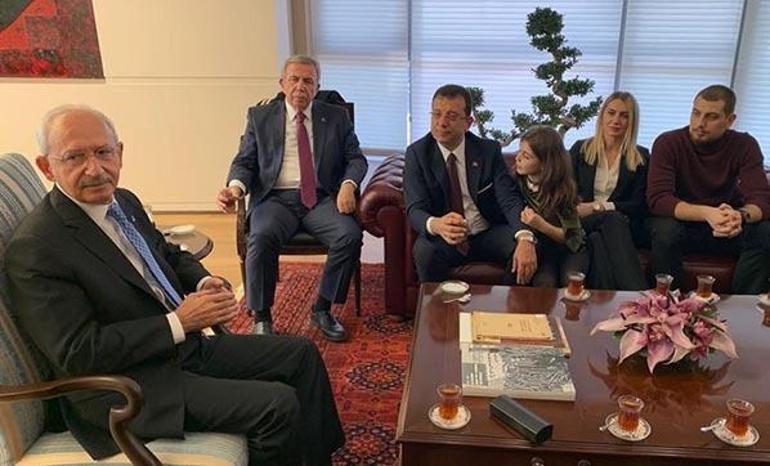 Ekrem İmamoğlu Anıtkabiri ziyaret etti