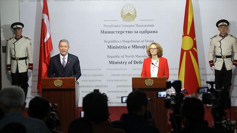 Bakan Akar: Makedonyanın FETÖ konusunda gerekli adımları atacağına inanıyorum