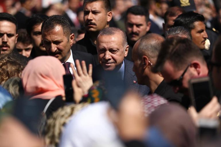 Cumhurbaşkanı Erdoğan: YSKya müracaat hak, hak gaspı değil