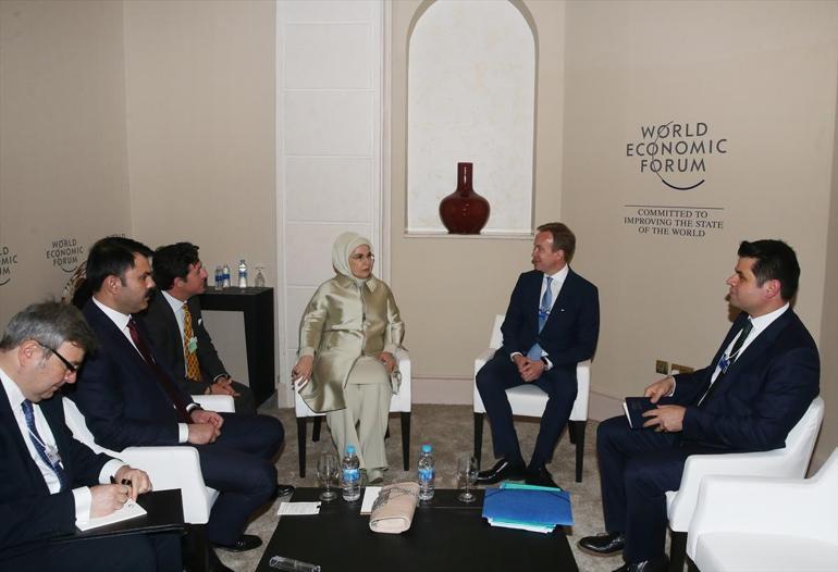 Emine Erdoğan, Dünya Ekonomik Forumu Başkanı Borge Brende ile görüştü