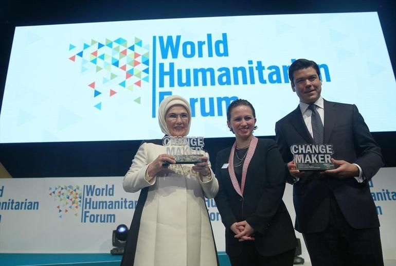 Emine Erdoğana Fark Yaratan ödülü verildi