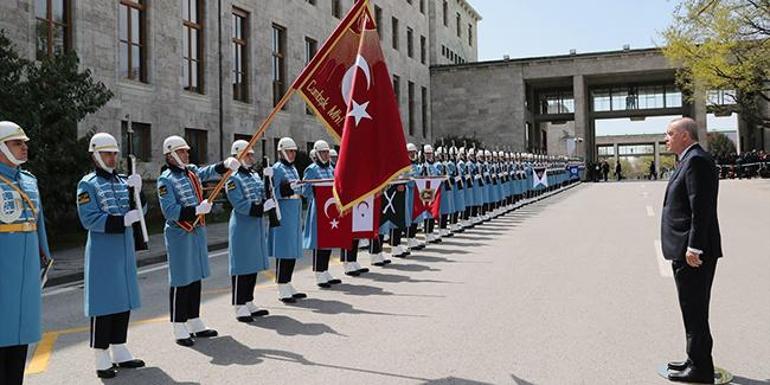 Cumhurbaşkanı Erdoğan 23 Nisan Oturumu için TBMMye gitti