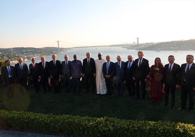 Cumhurbaşkanı Erdoğan, yabancı konukları onuruna yemek verdi