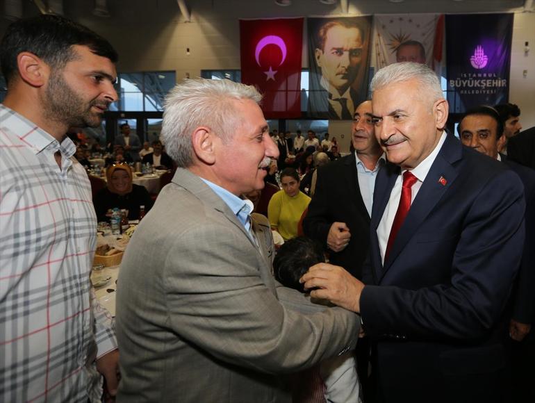 Binali Yıldırım: Asla ve asla hainlere boyun eğmedik